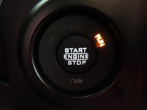 Used 2021 Jeep Gladiator Sport AWD/4WD image 20