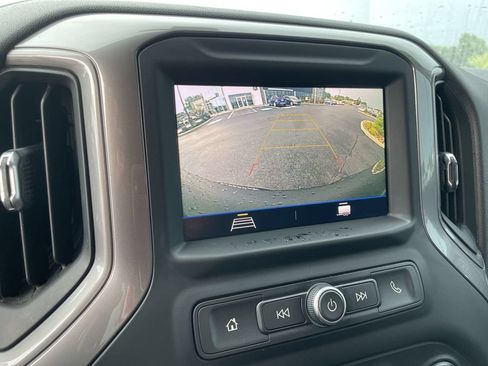 Used 2020 Chevrolet Silverado 1500 Custom Trail Boss w/ Custom Convenience Package AWD/4WD image 14
