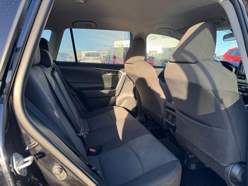 Used 2020 Toyota RAV4 XLE image 10