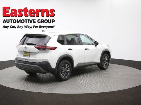 Used 2023 Nissan Rogue S AWD/4WD image 41