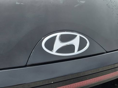 Used 2024 Hyundai Tucson Limited AWD/4WD image 12
