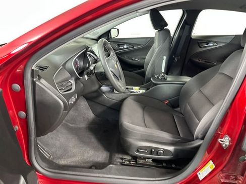 Used 2023 Chevrolet Malibu LT FWD image 11