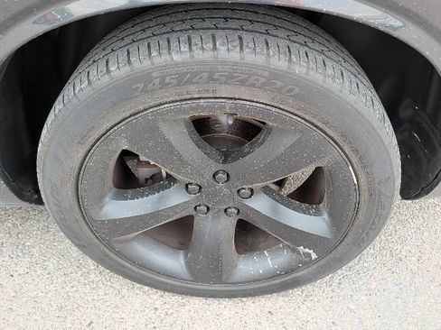 Used 2014 Dodge Challenger SXT Plus RWD image 22