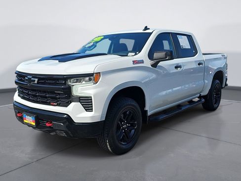 Used 2023 Chevrolet Silverado 1500 LT Trail Boss w/ Protection Package AWD/4WD image 7