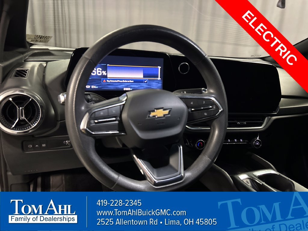 Used 2025 Chevrolet Equinox EV LT FWD image 13