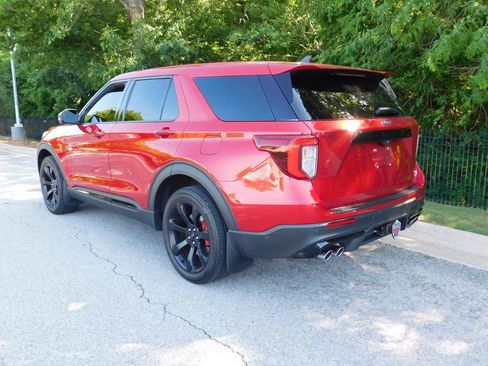 Used 2022 Ford Explorer ST w/ Equipment Group 401A AWD/4WD image 3