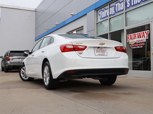 Certified 2025 Chevrolet Malibu LT FWD image 34