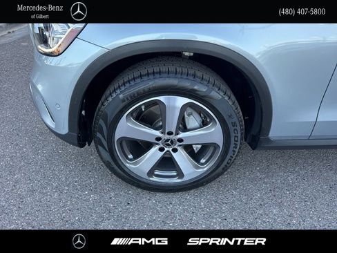 Certified 2022 Mercedes-Benz GLC 300 image 8