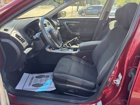 Used 2014 Nissan Altima 2.5 S image 9