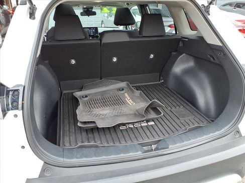 Certified 2022 Toyota Corolla Cross LE image 13