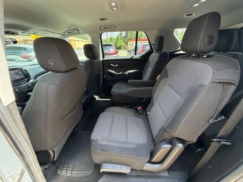 Used 2018 Chevrolet Traverse LT AWD/4WD image 15