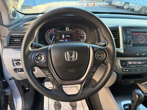 Used 2016 Honda Pilot LX image 18
