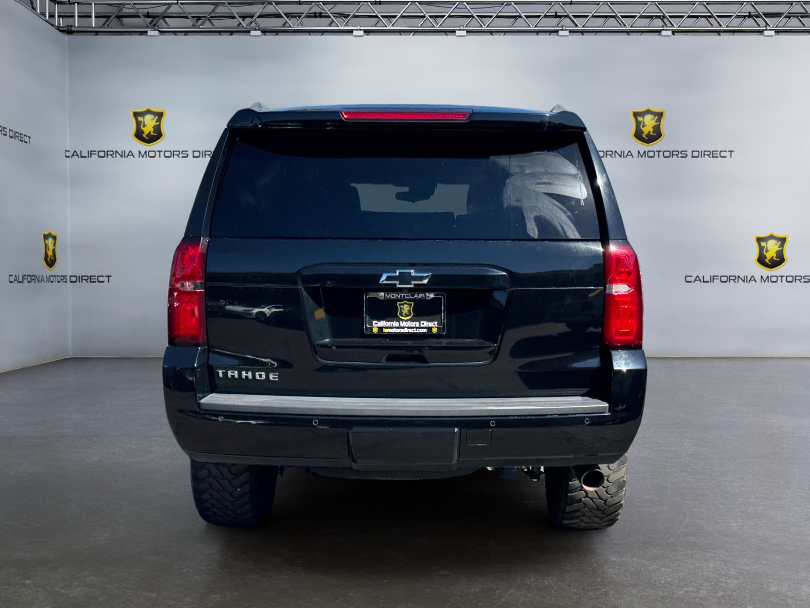 Used 2020 Chevrolet Tahoe LS w/ Enhanced Driver Alert Package RWD image 4