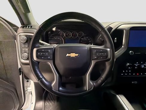 Used 2019 Chevrolet Silverado 1500 LTZ w/ LTZ Premium Package AWD/4WD image 11
