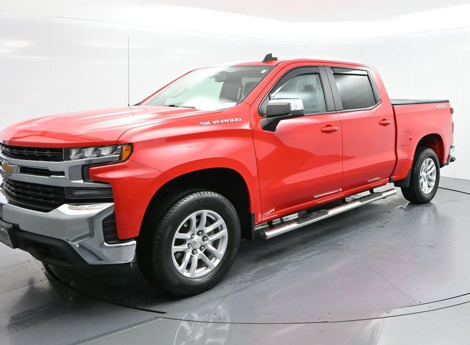 Used 2020 Chevrolet Silverado 1500 LT w/ All-Star Edition AWD/4WD image 3