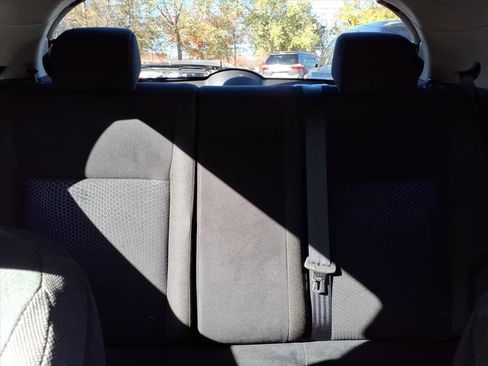 Used 2011 Nissan Juke SV image 17