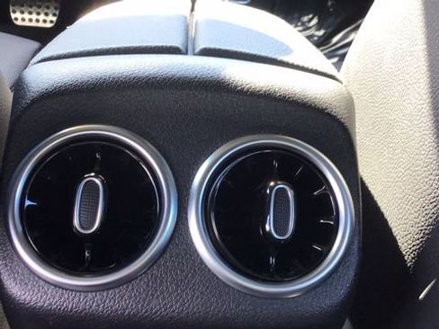 Used 2020 Mercedes-Benz CLA 250 4MATIC image 20