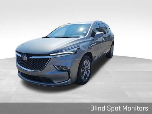 Used 2024 Buick Enclave Avenir w/ Avenir Technology Package image 9