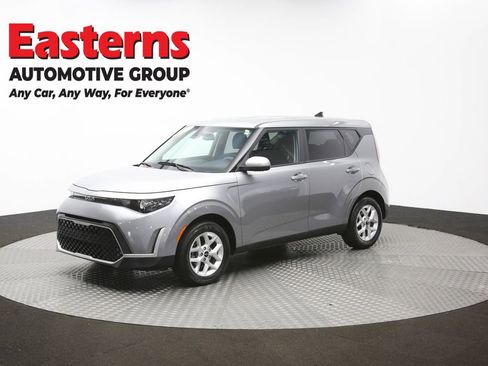 Used 2025 Kia Soul LX w/ LX Technology Package image 55