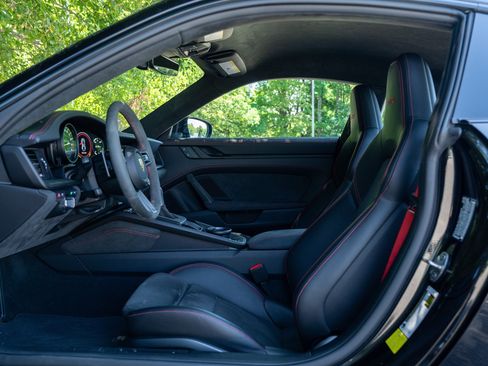 Certified 2023 Porsche 911 GT3 RWD image 25