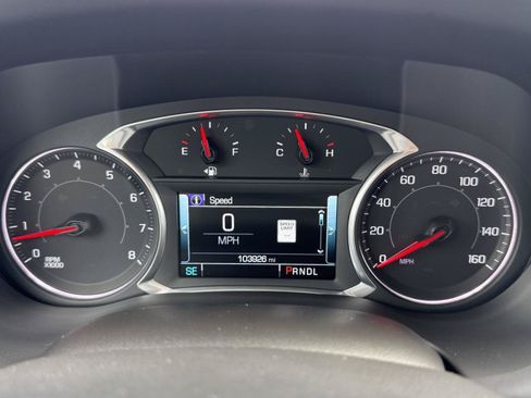 Used 2019 GMC Acadia SLT FWD image 17