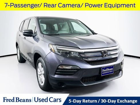 Used 2016 Honda Pilot LX image 1