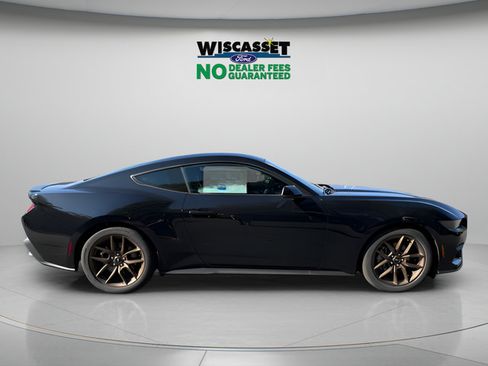 Used 2025 Ford Mustang Premium RWD image 6