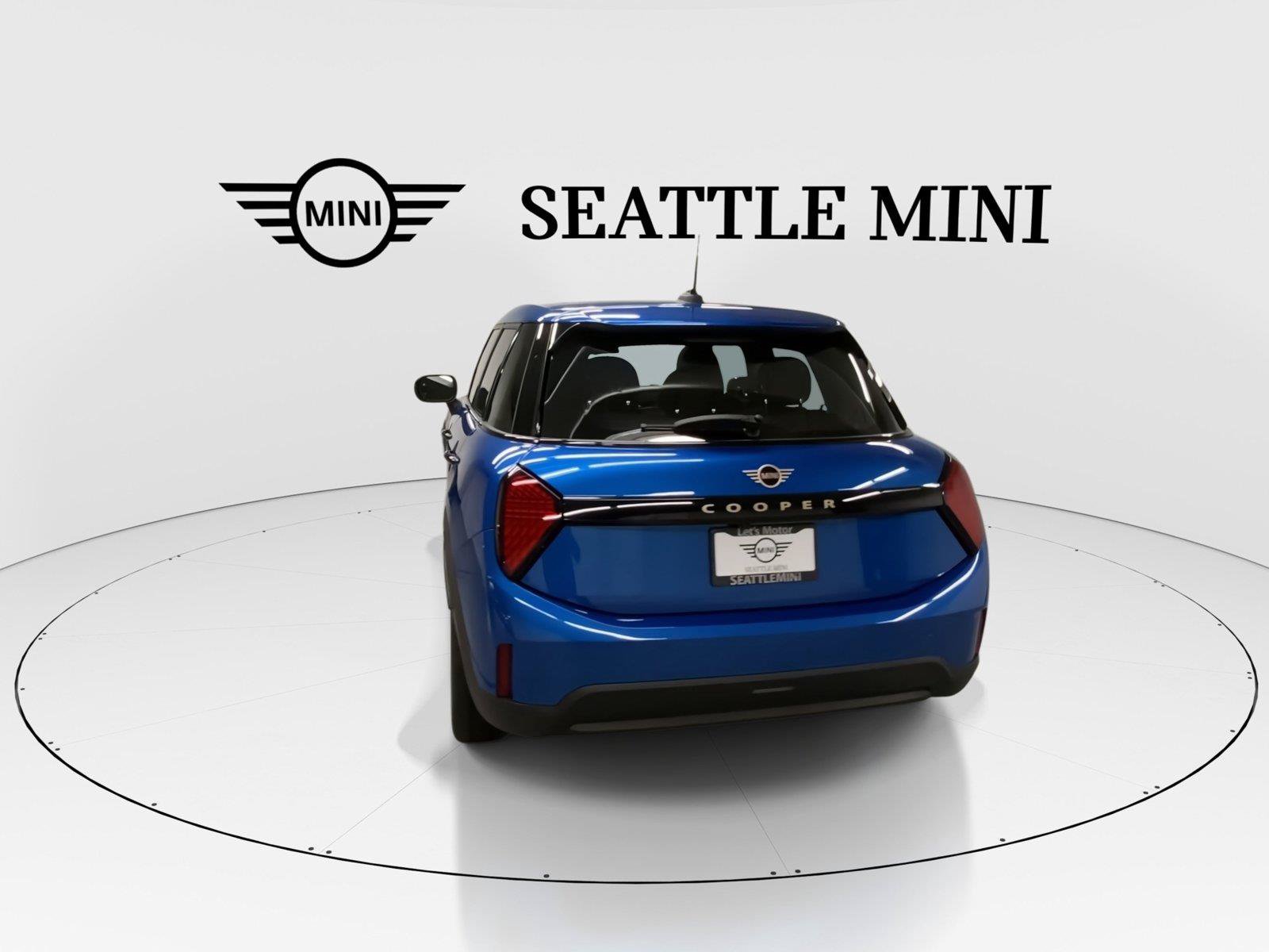 New 2026 MINI Cooper 4-Door Hardtop FWD image 9