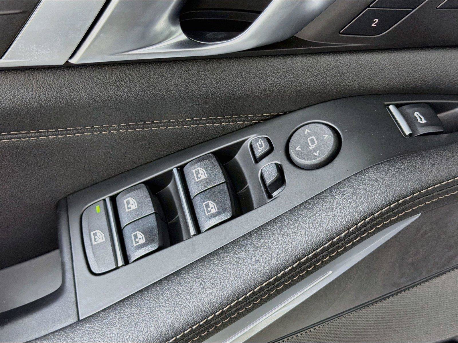 New 2026 BMW X5 sDrive40i w/ Climate Comfort Package RWD image 17