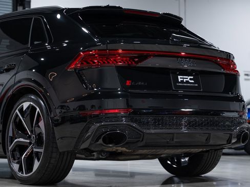 Used 2024 Audi RS Q8 AWD/4WD image 17