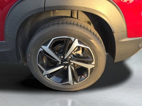 Used 2023 Chevrolet TrailBlazer RS AWD/4WD image 4
