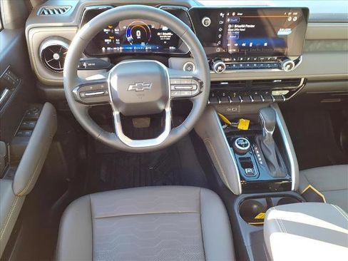 Used 2023 Chevrolet Colorado ZR2 w/ ZR2 Convenience Package III image 26