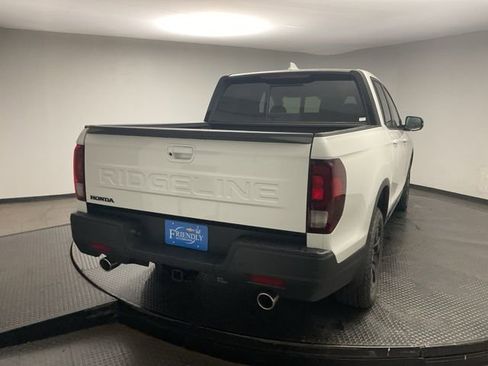 New 2026 Honda Ridgeline Black Edition image 7