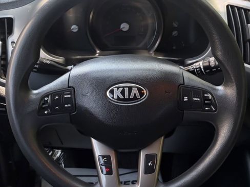 Used 2015 Kia Sportage LX FWD image 18