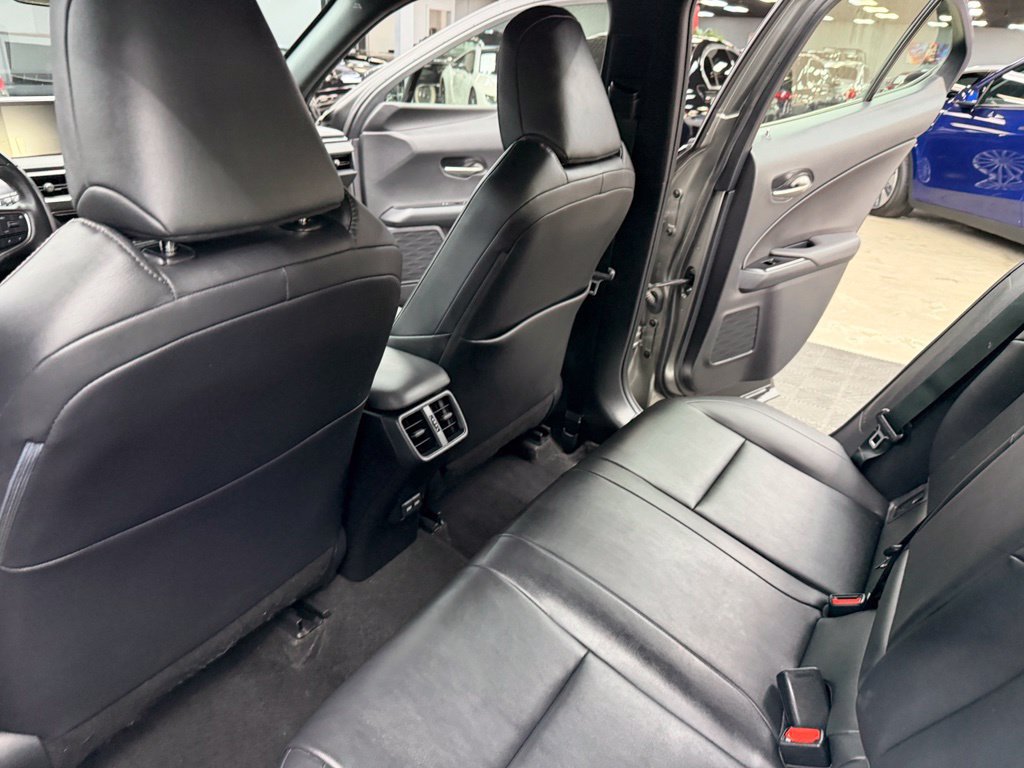 Used 2021 Lexus UX 200 w/ Accessory Package (Z1) FWD image 36