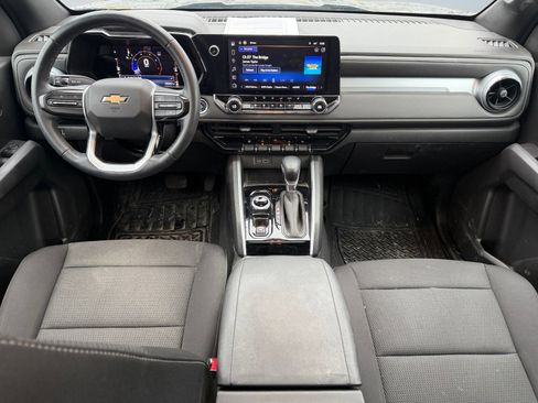 Used 2023 Chevrolet Colorado LT w/ LT Convenience Package II image 11