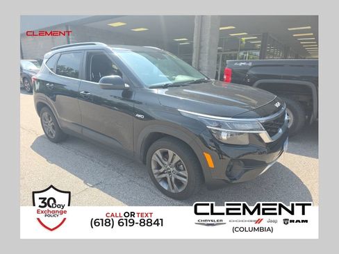 Used 2023 Kia Seltos S AWD/4WD image 1