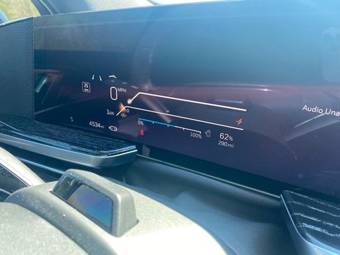 New 2025 Cadillac Escalade IQ Sport 1 w/ LPO, ONYX Package image 27