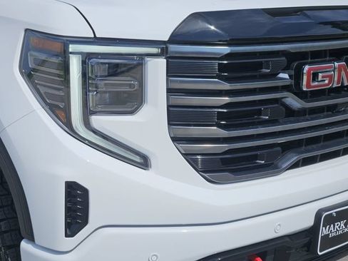 Used 2025 GMC Sierra 1500 AT4 AWD/4WD image 8