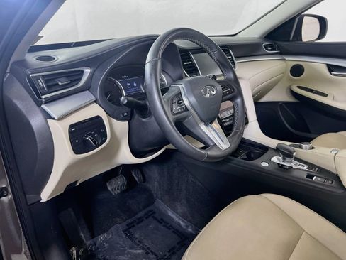 Used 2019 INFINITI QX50 Luxe AWD/4WD image 9