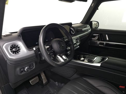 Used 2025 Mercedes-Benz G 63 AMG 4MATIC image 9