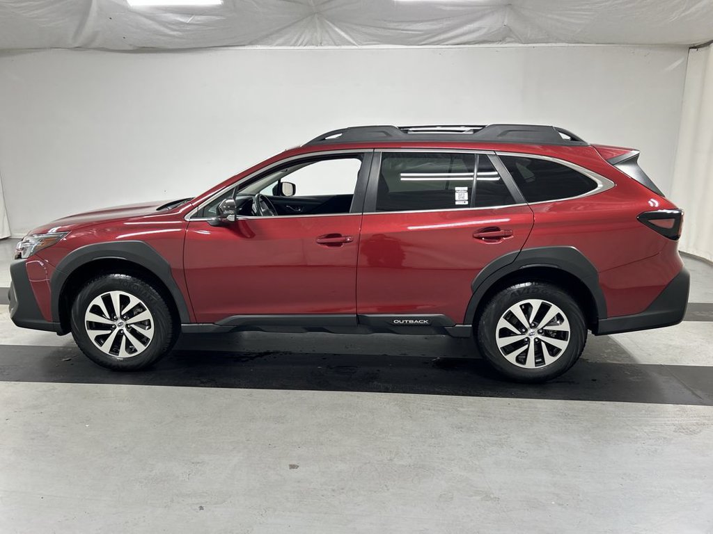 Used 2024 Subaru Outback Premium AWD/4WD image 6