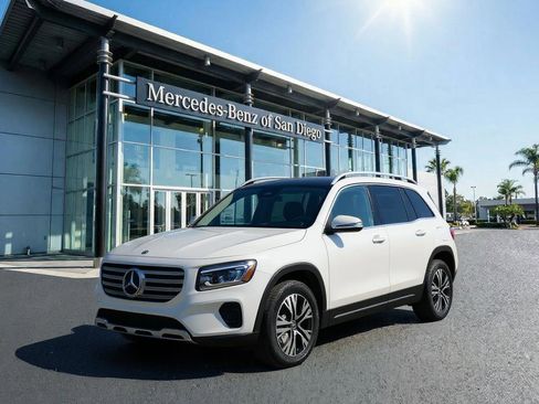 New 2026 Mercedes-Benz GLB 250 image 1