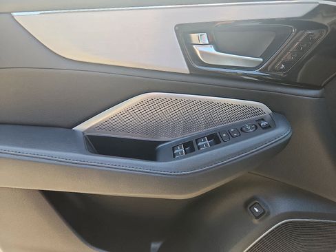 Certified 2023 Acura MDX image 14