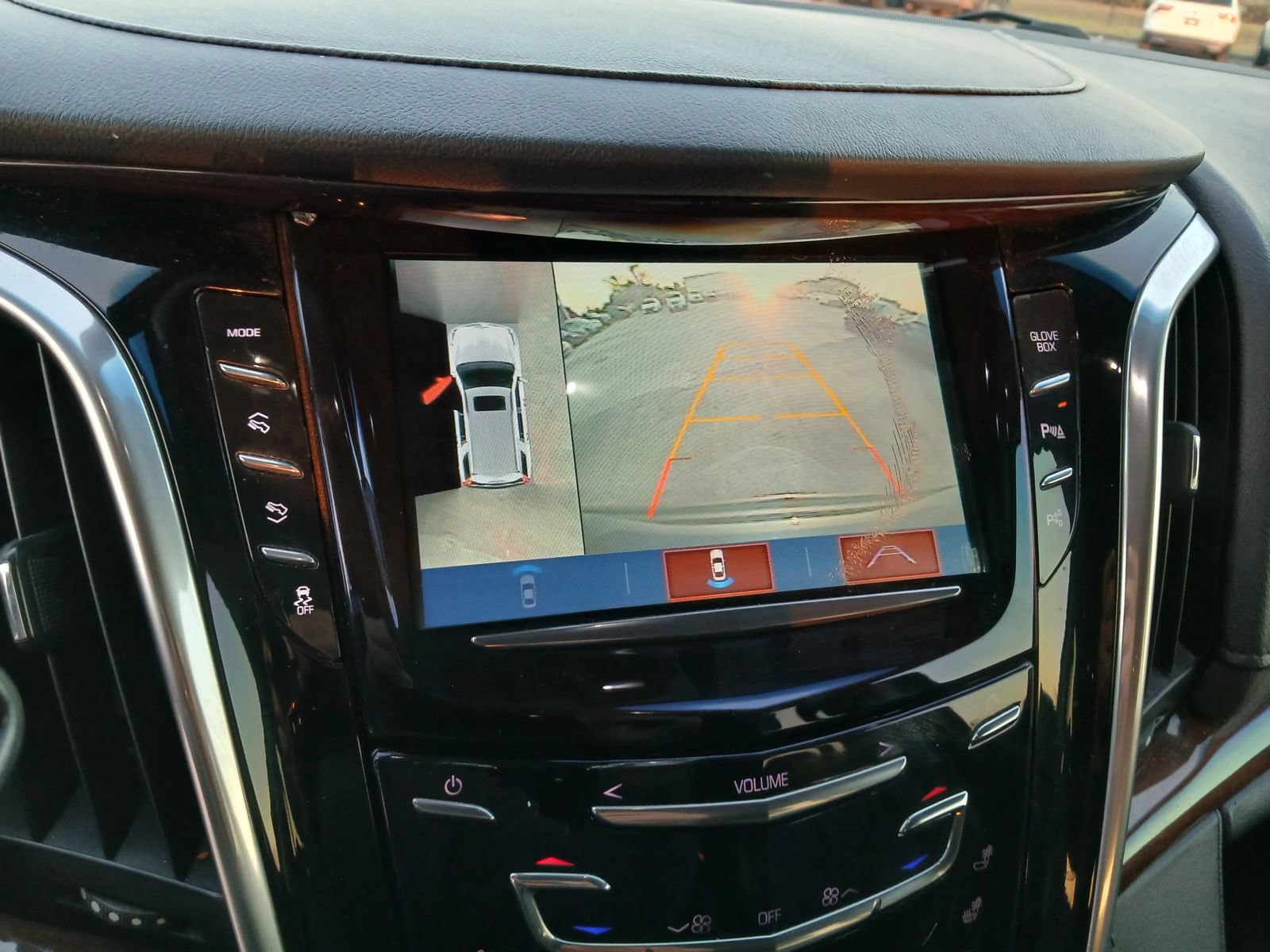 Used 2019 Cadillac Escalade 2WD image 29