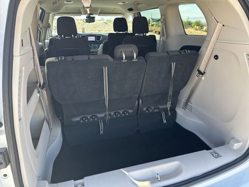 Used 2024 Chrysler Voyager LX image 28