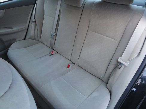 Used 2009 Toyota Corolla LE FWD image 22