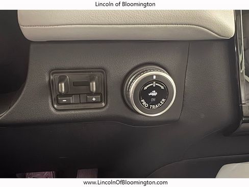 Certified 2025 Lincoln Navigator L Black Label AWD/4WD image 56