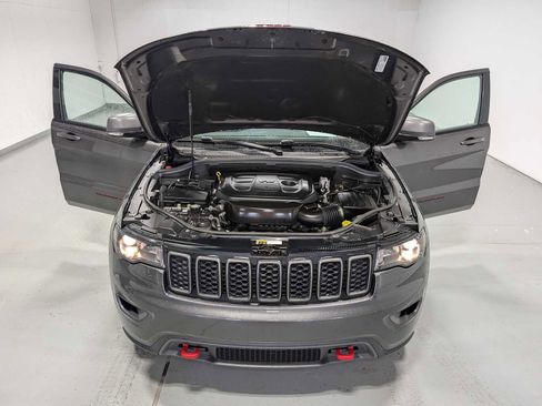 Used 2019 Jeep Grand Cherokee Trailhawk image 13