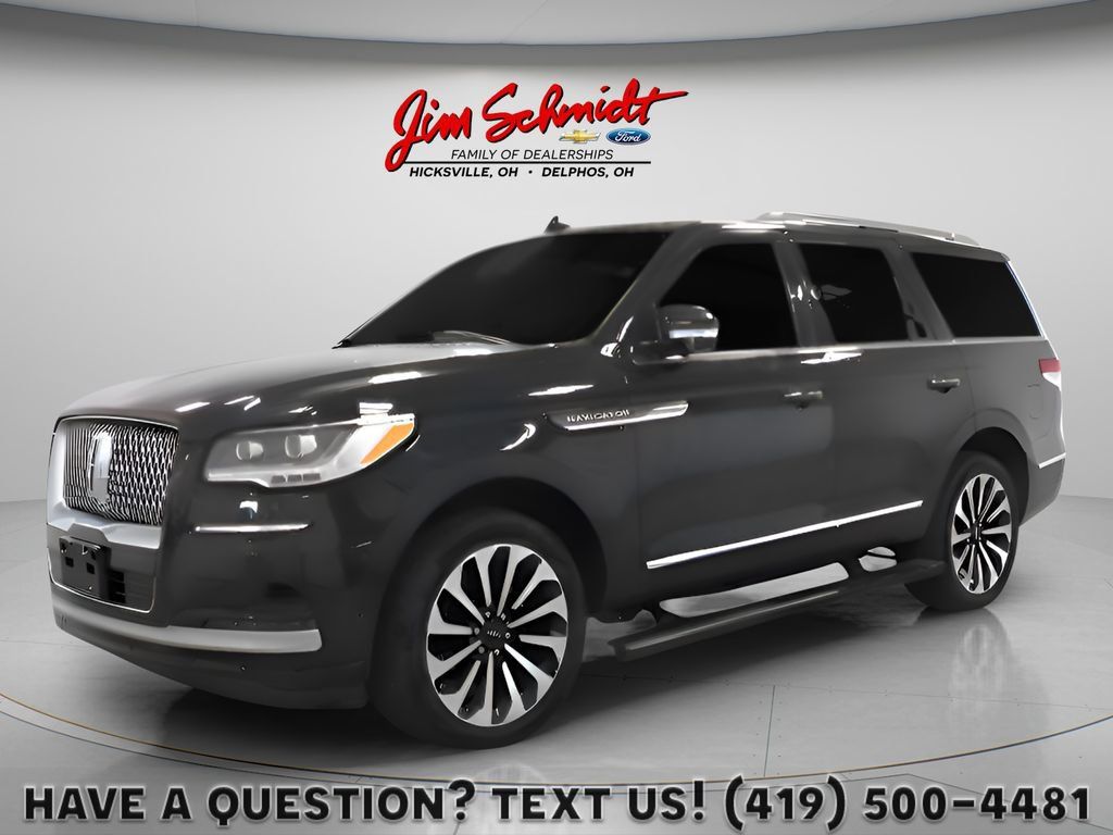 Used 2022 Lincoln Navigator Reserve AWD/4WD image 1